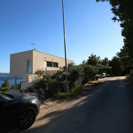 Luxury By The Sea